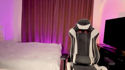 Theresa online show from October 15, 4:56 am