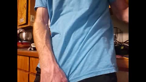 Snapshot of therizzler_1_of_1 chatting on April 1, 6:03 am therizzler_1_of_1 online show from April 1, 6:03 am