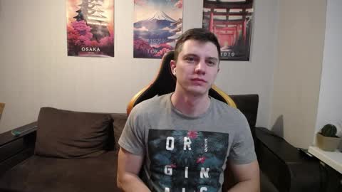 Nick   online show from April 4, 9:56 pm