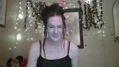 sillymillie0 online show from January 5, 11:19 pm