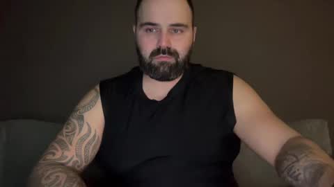 Snapshot of thessalonikios1987 chatting on December 1, 10:10 pm Hornyforyou online show from December 1, 10:10 pm