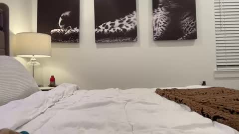 Snapshot of thestormii chatting on October 28, 4:49 am Stormi online show from October 28, 4:49 am