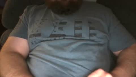 Snapshot of thethril1990 chatting on June 6, 11:31 pm Thethrill online show from June 6, 11:31 pm