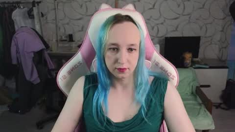 Snapshot of thetrixy chatting on September 26, 10:41 am The Great And Powerful Trixie online show from September 26, 10:41 am