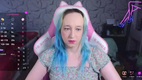 Snapshot of thetrixy chatting on November 10, 11:09 am The Great And Powerful Trixie online show from November 10, 11:09 am