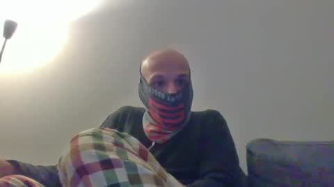 Scarf guy online show from February 15, 7:50 pm