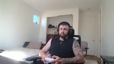 Snapshot of theufcfan_8181 chatting on September 9, 10:42 pm troy online show from September 9, 10:42 pm