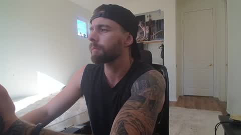 Snapshot of theufcfan_8181 chatting on September 21, 11:28 pm troy online show from September 21, 11:28 pm