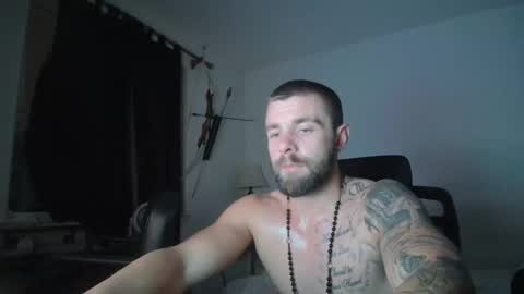 Snapshot of theufcfan_8181 chatting on November 16, 6:08 am troy online show from November 16, 6:08 am