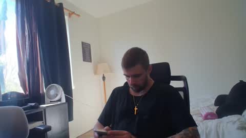 Snapshot of theufcfan_8181 chatting on March 22, 10:35 pm troy online show from March 22, 10:35 pm