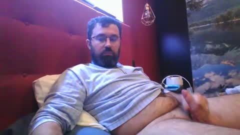 Snapshot of theviper1990 chatting on February 25, 11:33 pm Carlos1990 online show from February 25, 11:33 pm