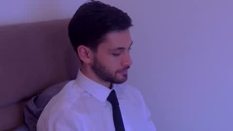 The Waiter online show from November 29, 10:07 am