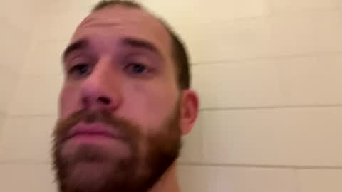 Snapshot of thewiggler32 chatting on January 15, 10:02 pm thewiggler32 online show from January 15, 10:02 pm