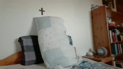 thhe13 online show from September 17, 12:51 pm