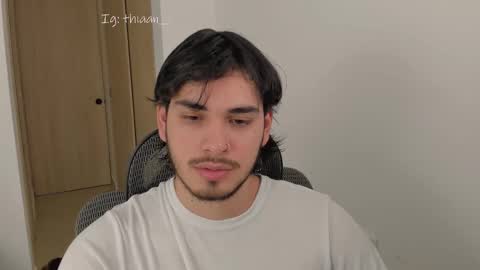 thiaan__ online show from January 31, 9:46 pm