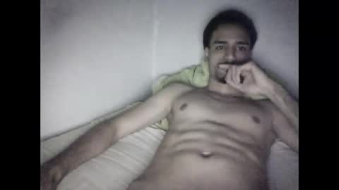 Snapshot of thiago22bk chatting on October 4, 4:54 am thiago22bk online show from October 4, 4:54 am