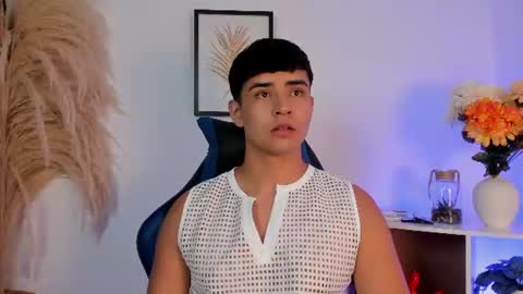Thiago  online show from June 26, 10:14 pm