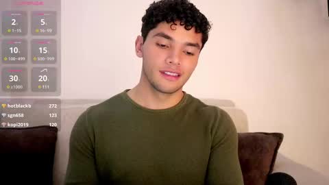 Just Thiago  online show from February 17, 5:43 pm