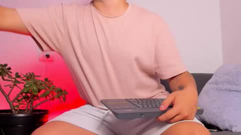 thiago_occonor online show from November 1, 12:34 am