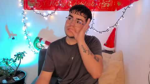 thiago_occonor online show from November 27, 6:59 am