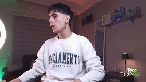 Snapshot of thiago_rockwell chatting on March 1, 11:26 pm Thiago online show from March 1, 11:26 pm