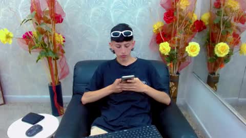 Snapshot of thiago_twink38 chatting on October 11, 3:28 am thiago_twink38 online show from October 11, 3:28 am