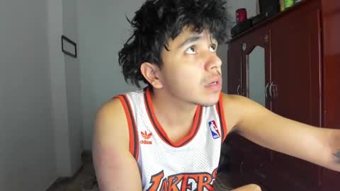 Thiago online show from October 4, 2:15 pm