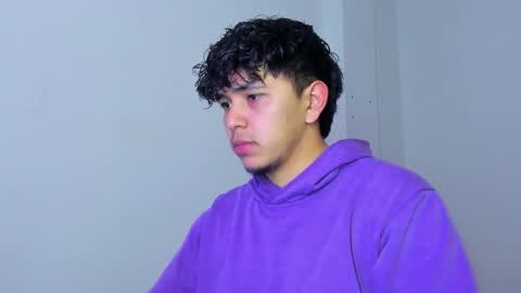 Thiago online show from December 1, 3:06 pm