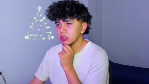 Thiago online show from December 22, 2:19 am