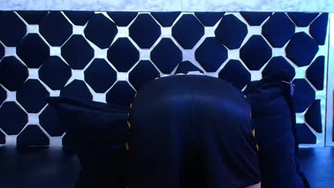 Thiago   online show from February 19, 7:16 pm