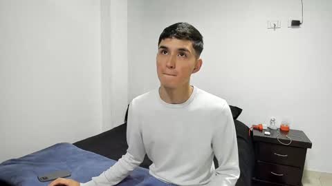 Thiago Wells online show from January 24, 2:28 am