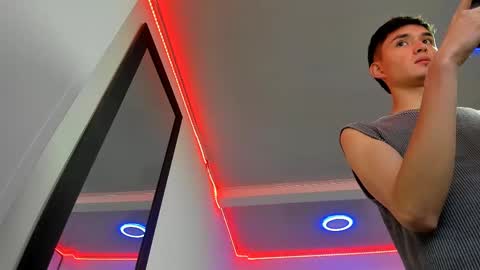 Thiago Wells online show from February 25, 8:51 pm