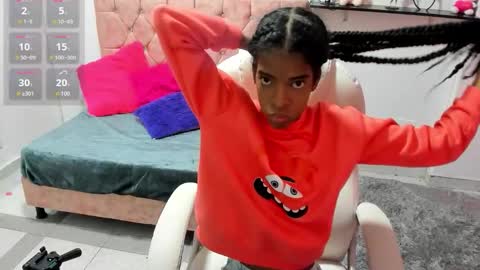 Snapshot of thianahorny chatting on November 26, 12:17 pm thianahorny online show from November 26, 12:17 pm