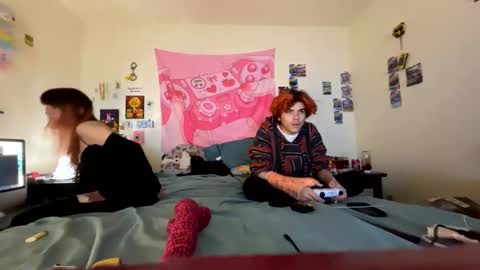 thick_as_fook online show from December 3, 1:35 am