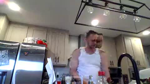 Val online show from April 6, 1:23 pm