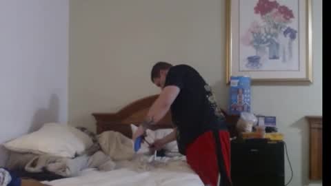 Snapshot of thick_strokin chatting on December 9, 5:19 pm thick_strokin online show from December 9, 5:19 pm