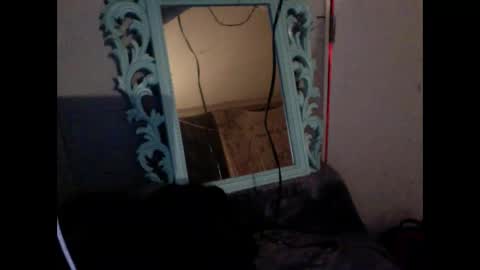 Snapshot of thickandjuicy2100 chatting on November 15, 8:00 am thickandjuicy2100 online show from November 15, 8:00 am