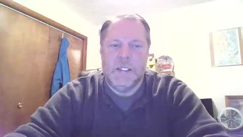 thickcock4u1105 online show from April 20, 1:08 am