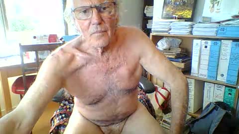 Snapshot of thickcockat71 chatting on November 3, 8:21 pm Thickcockat71 online show from November 3, 8:21 pm