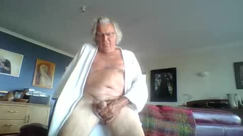 Snapshot of thickcockat71 chatting on January 10, 6:53 pm Thickcockat71 online show from January 10, 6:53 pm