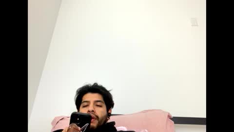 Snapshot of thickcockmatt chatting on November 3, 3:24 pm ThickCockMatt online show from November 3, 3:24 pm