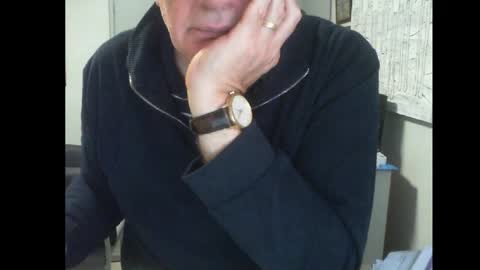 James online show from April 28, 2:55 pm