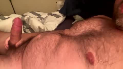 Snapshot of thickstrokin chatting on December 15, 7:35 am THICKSTROKIN online show from December 15, 7:35 am