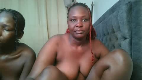 thicky_rue2 online show from June 29, 6:19 am