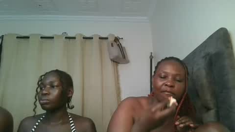 thicky_rue2 online show from July 1, 1:18 am