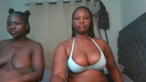 thicky_rue2 online show from July 23, 4:49 pm