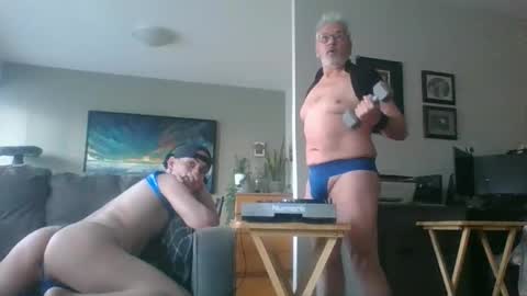 Snapshot of thierrypapineau chatting on April 11, 10:36 pm thierrypapineau online show from April 11, 10:36 pm