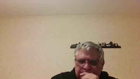 Thierrysymp online show from April 3, 8:18 pm