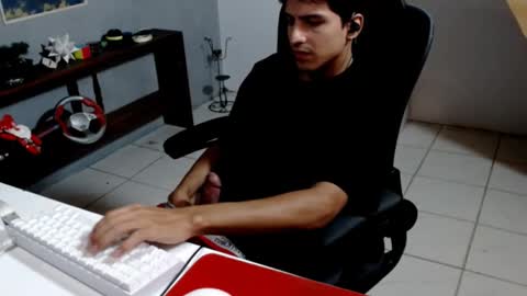 Snapshot of thieves_us chatting on December 18, 4:51 am thieves_us online show from December 18, 4:51 am