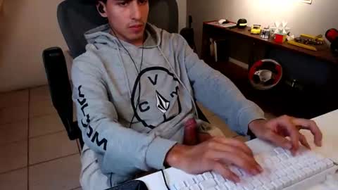 thieves_us online show from June 26, 7:13 am